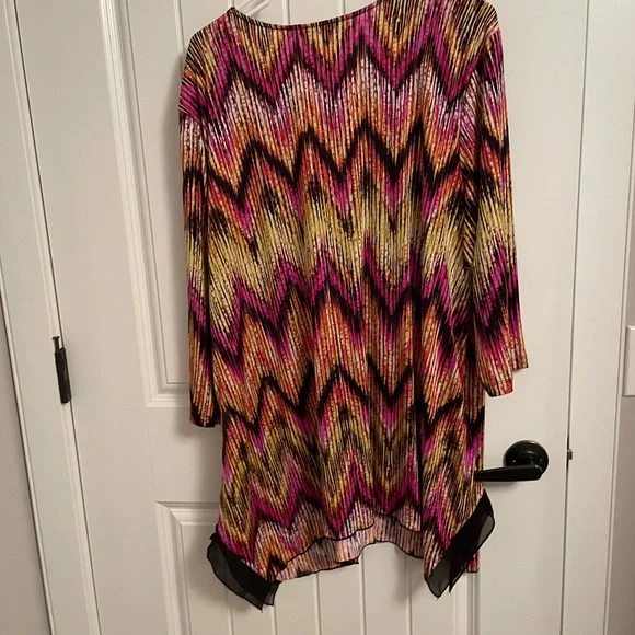 Multi coloured print tunic - Picture 4 of 5